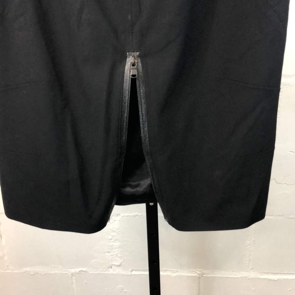 Boston Proper Zipper Vent Pencil Skirt Size 8 Black #f21 - Picture 4 of 6